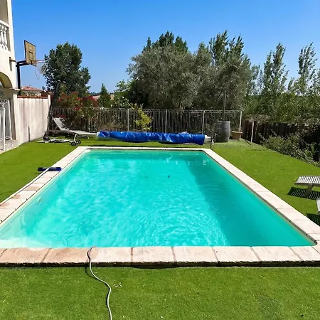 Belle Avec Piscine Privee A